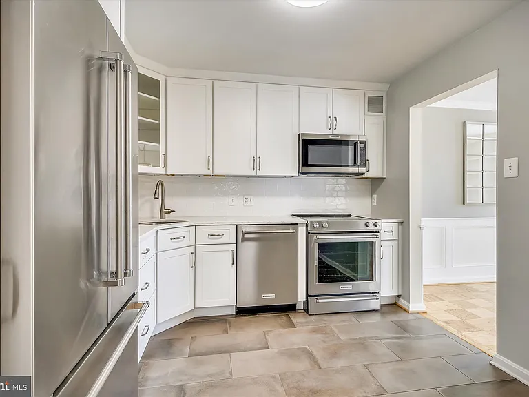 6800 Fleetwood Rd #1004 — Photo 8