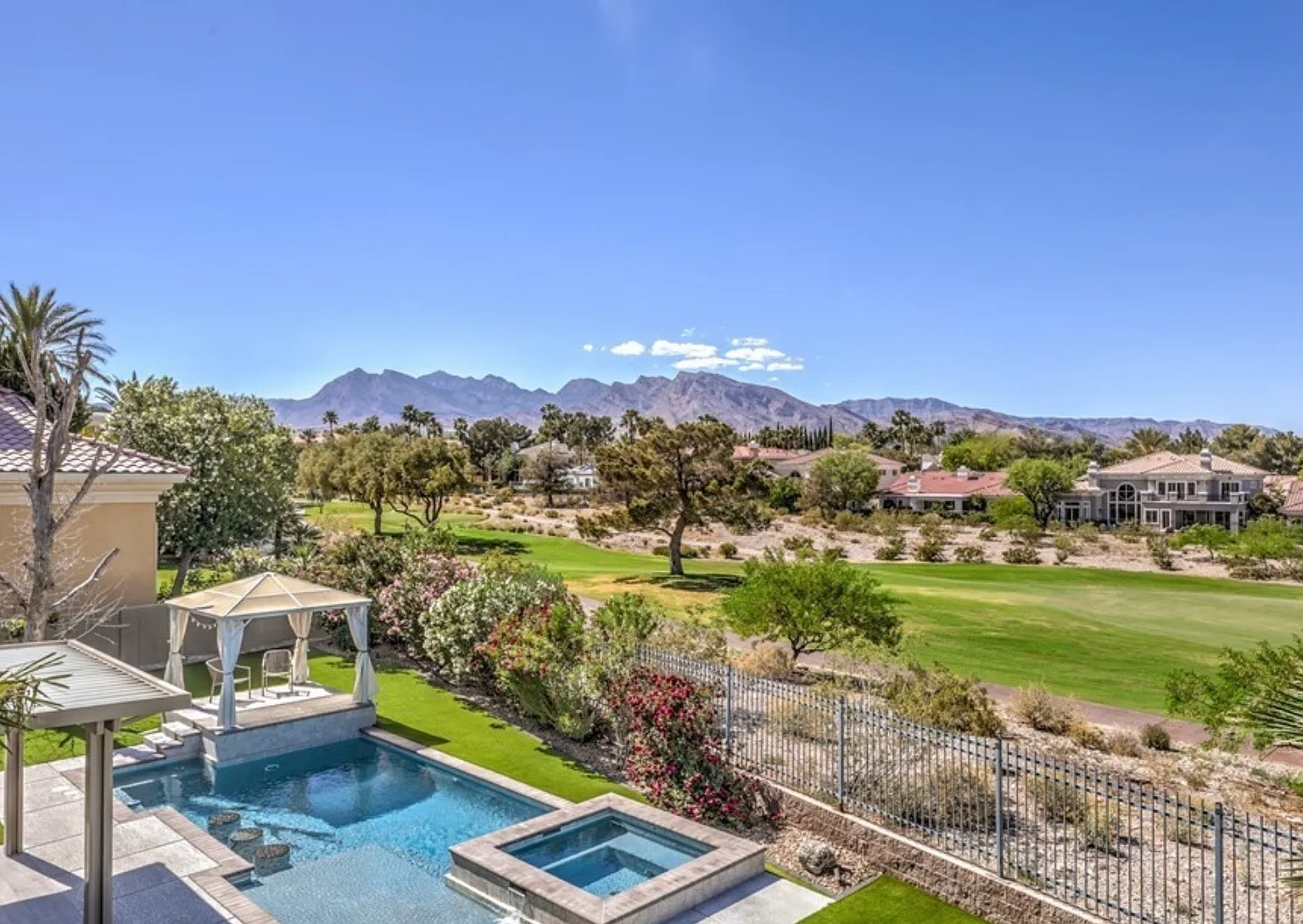 Thornbury Ln, Las Vegas — Photo 1