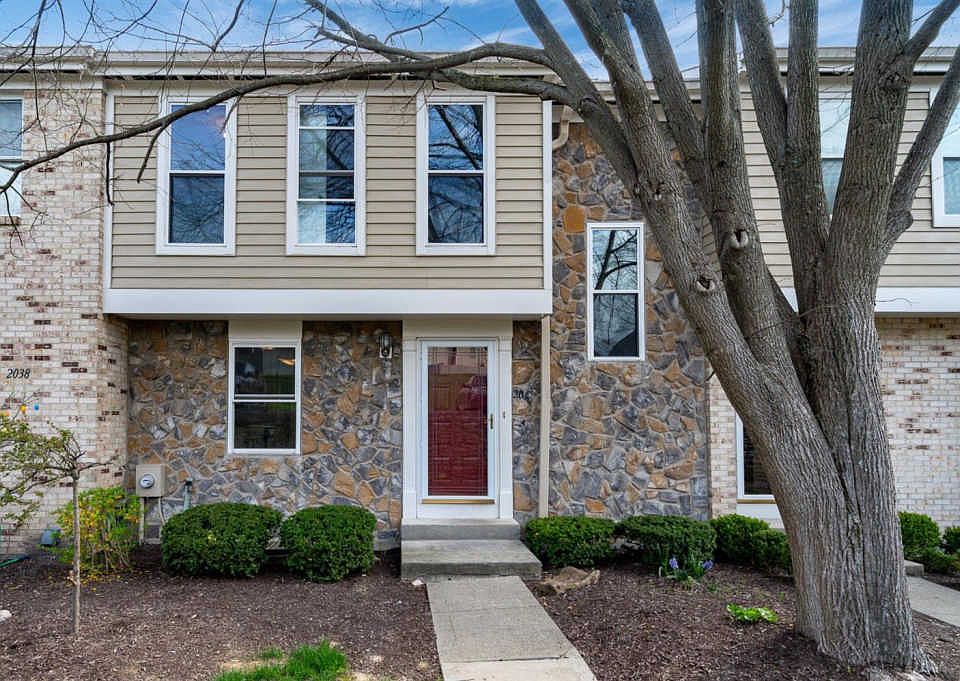 1st image of 2040 Stratford Ct
