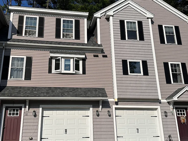 32 Sugar Maple Ln — Photo 1