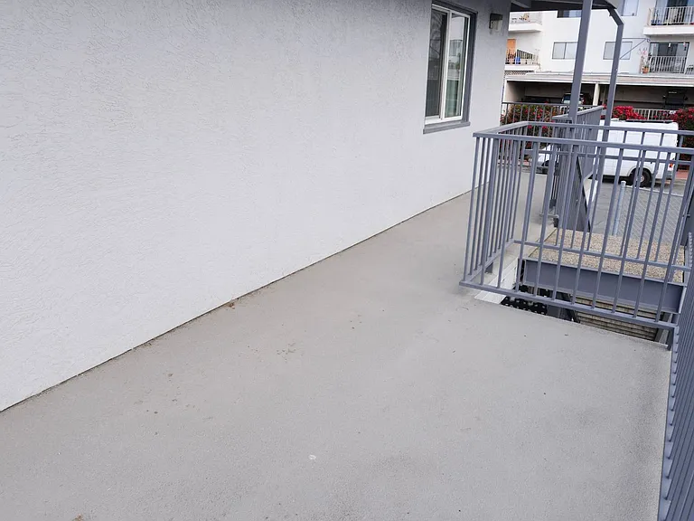 2601 S. El Camino Real — Photo 36