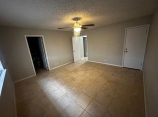 1001 McLane St, Victoria, TX 77904