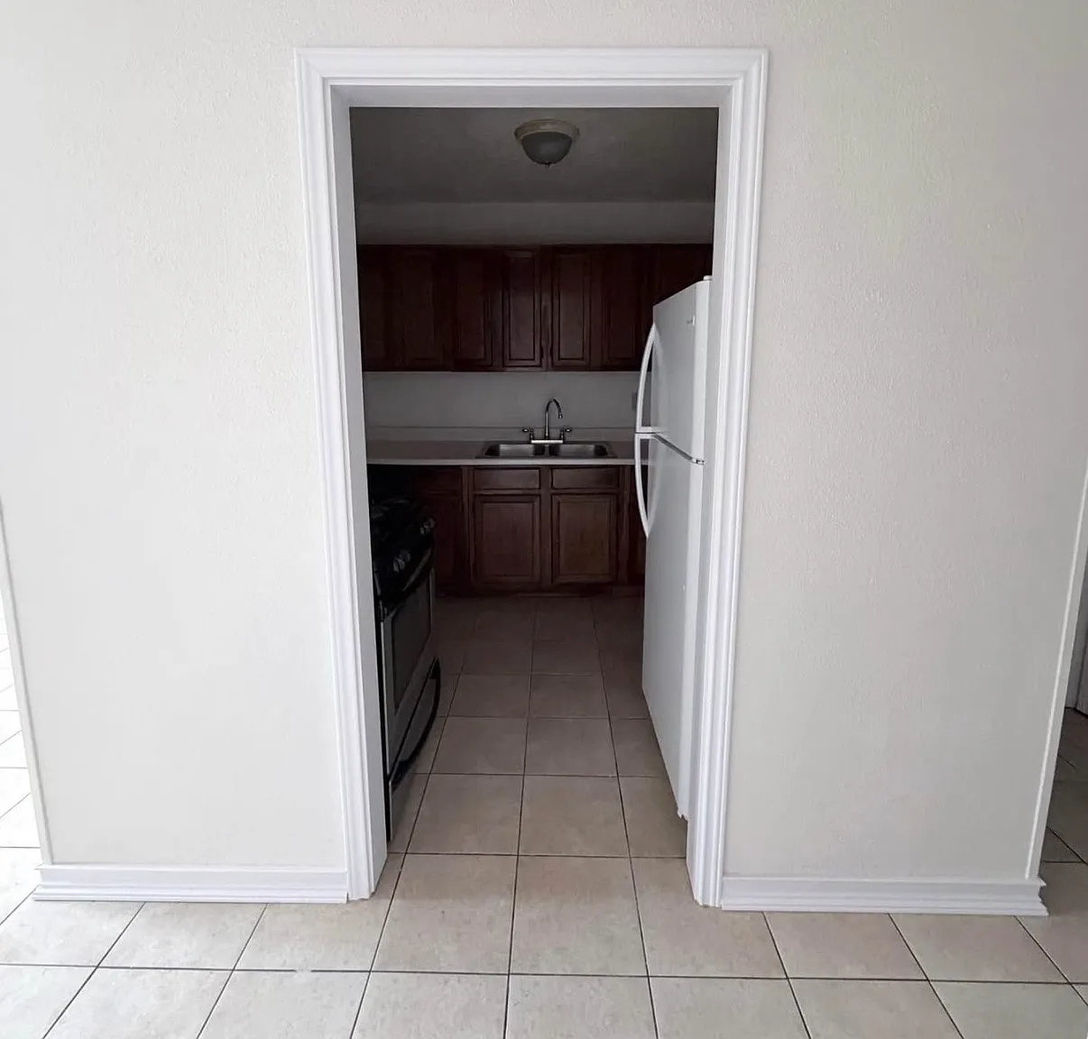 1 bed, 700 sqft, $850 — Photo 3