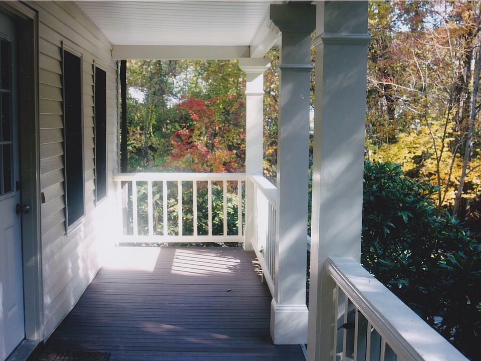 2nd image of 31 Parade Hill Rd