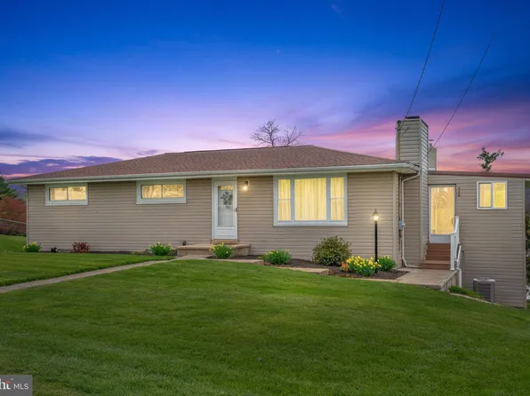 673 Wyndamere Rd, Lewisberry, PA 17339