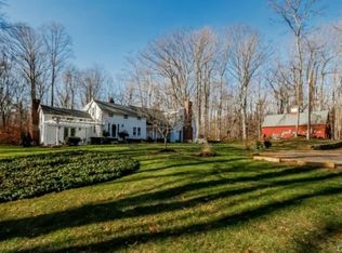 21 Barrows Rd, Easton, CT 06612