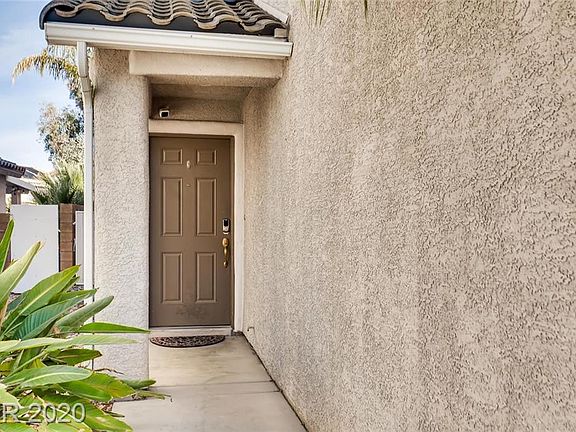3rd image of 7458 Aardvark Walks St