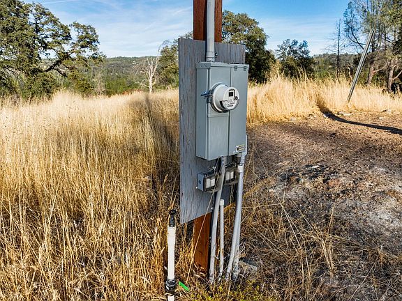 2nd image of 10523 Tasha Rd