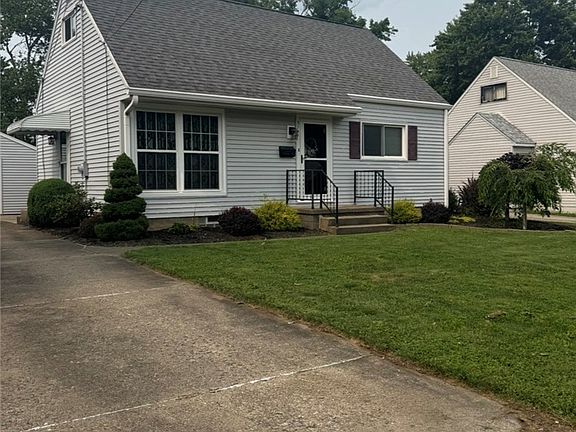 2nd image of 3741 Argonne St