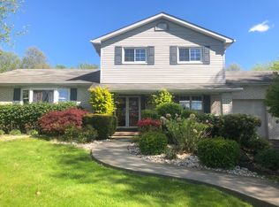 1112 Windcrest Dr, Greensburg, PA