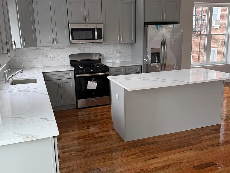 181 Munn Ave #4 — Photo 1