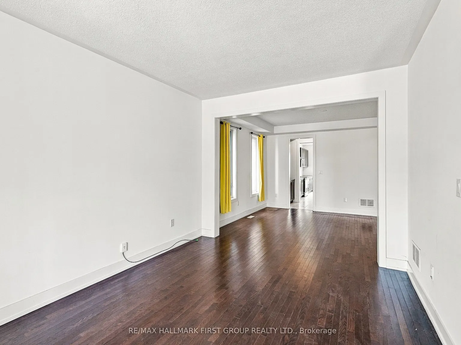 4 bed, $3,800 — Photo 4