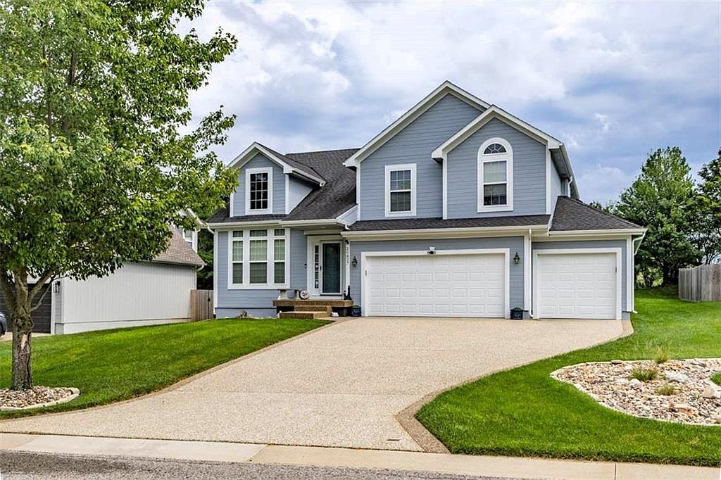 20827 W 102nd St, Lenexa, KS 66220 | Zillow