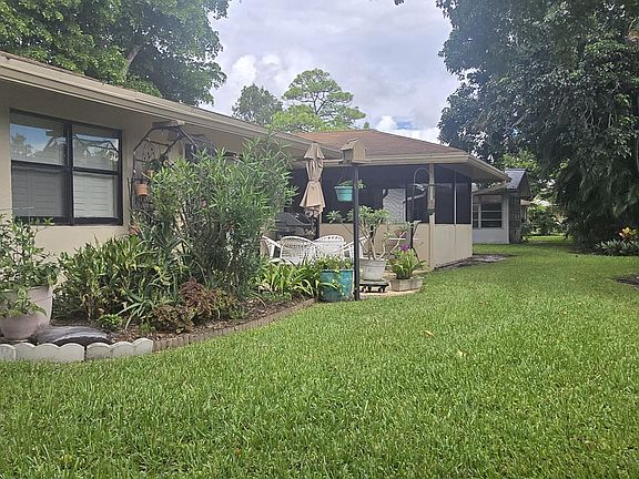4th image of 729 NW 23RD Lane