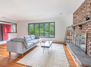 5325 Rocky Point Rd, East Marion, NY 11939