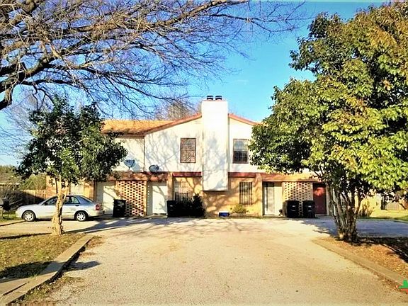 2nd image of 506 Esther Cir #506