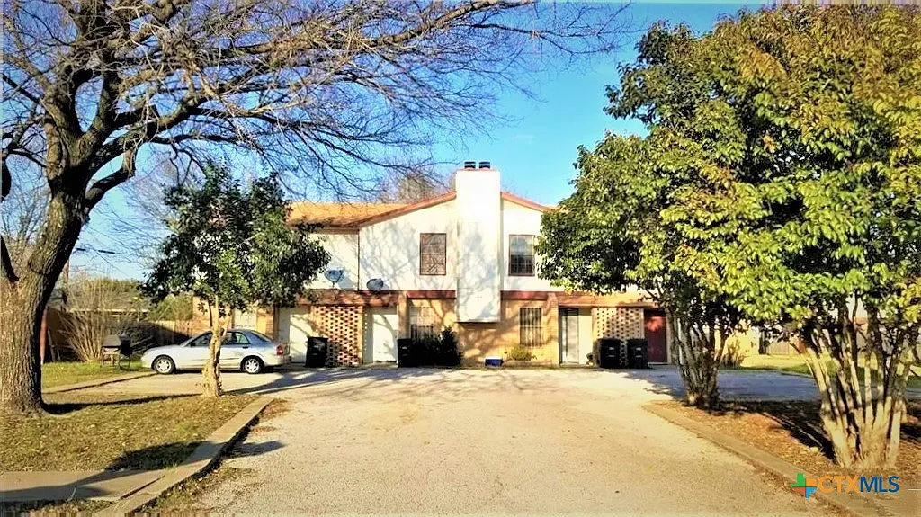 Building Photo - 506 Esther Cir #506