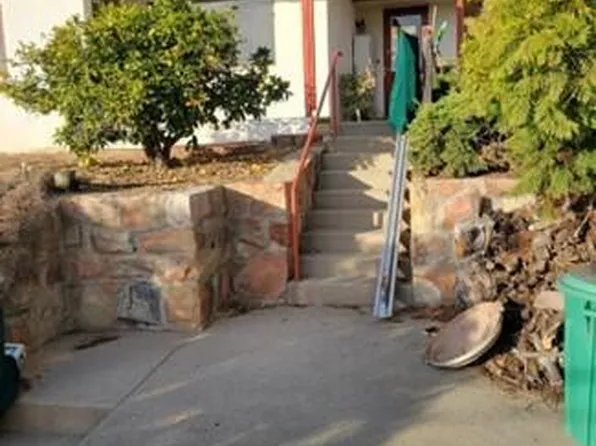 1515 Clifton St, Santa Barbara, CA 93103