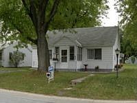 1st image of 408 N Oak St #M