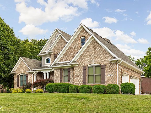 3rd image of 7 Woodsedge Ct