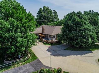 808 Pca Rd, Warrensburg, MO 64093