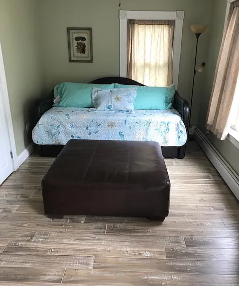 63 Summit St — Photo 2