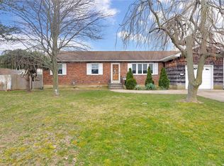 444 Old Country Rd, Deer Park, NY 11729