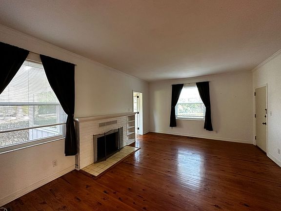 4th image of 418 N Meridian St APT 1