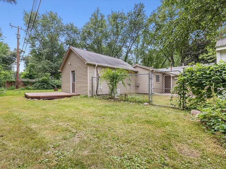 9535 Listeria St — Photo 36