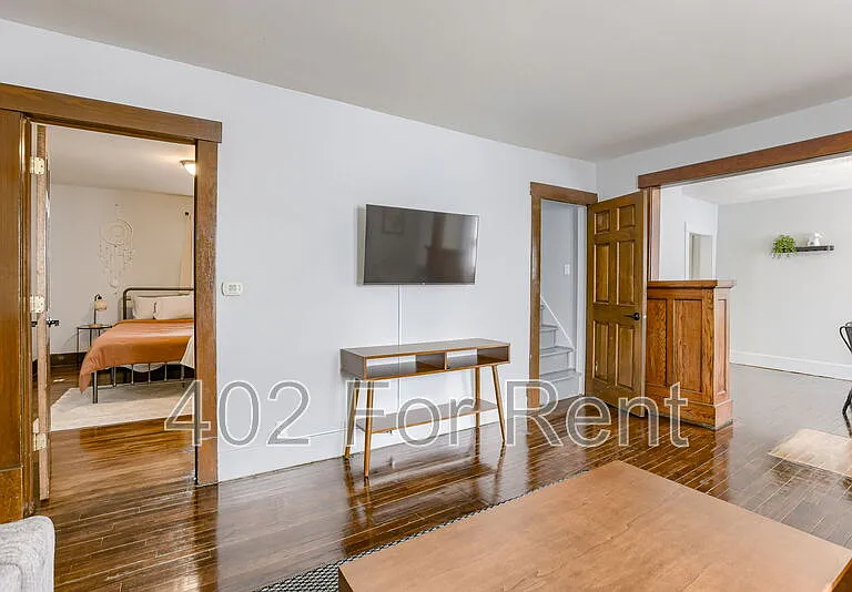 4806 Charles St — Photo 7