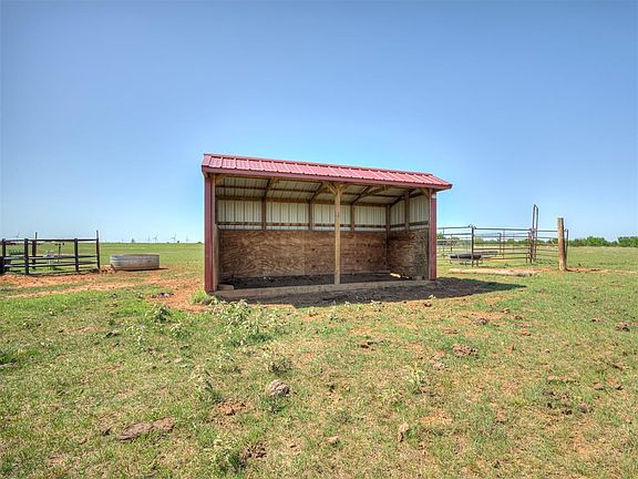 3rd image of 28616 N 2960th Rd