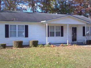 807 Cardwell St, Elizabeth City, NC 27909