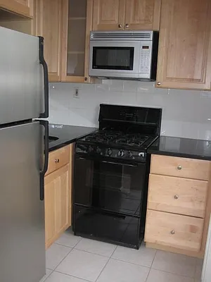 Rented by Nest Seekers International | media 19