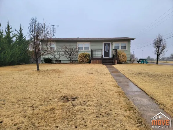 1201 S Ojibwa St, Satanta, KS 67870