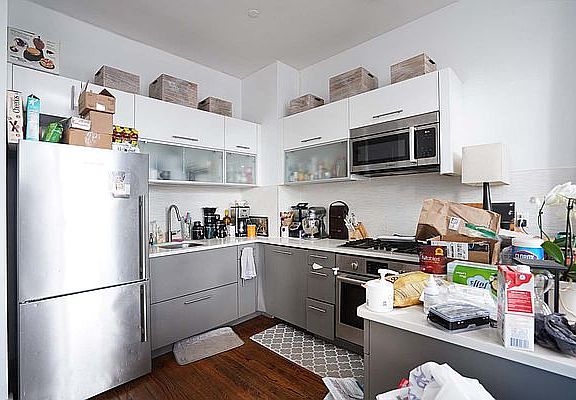 5th image of 127 E 117th St APT 2A