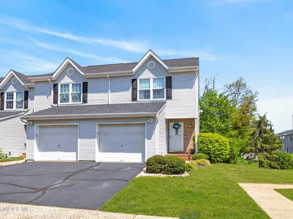 6 Lorenzo Court, Matawan, NJ 07747