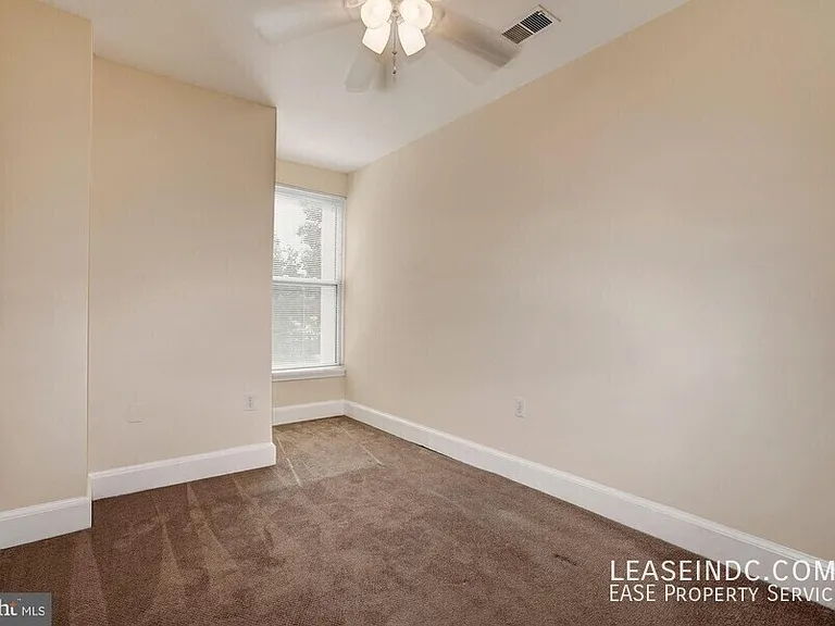 2025 Flagler Pl NW — Photo 16