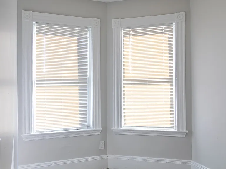 626 E 6th St #2 — Photo 9
