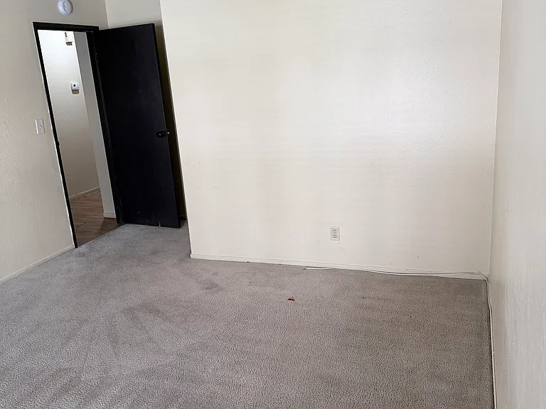 4640 Koval Ln #51D — Photo 24
