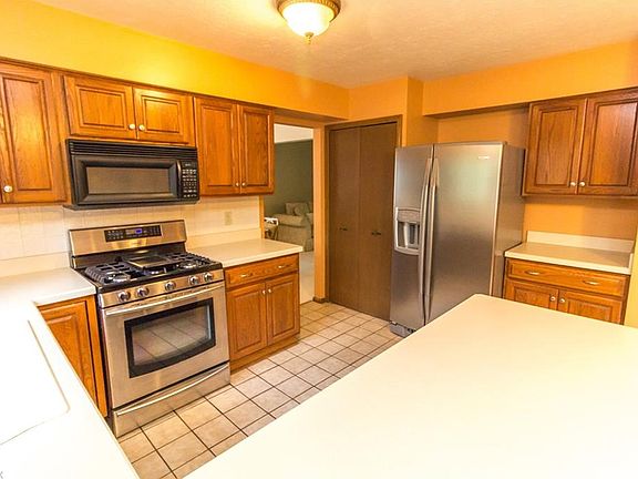4th image of 15922 Kingswood Ct