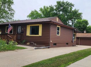 1851 Cleveland St, Beloit, WI 53511