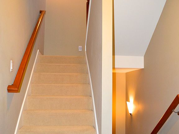 974- Stairs_Upper & Lower     