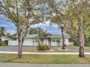 7340 NW 10th Ct, Plantation, FL 33313