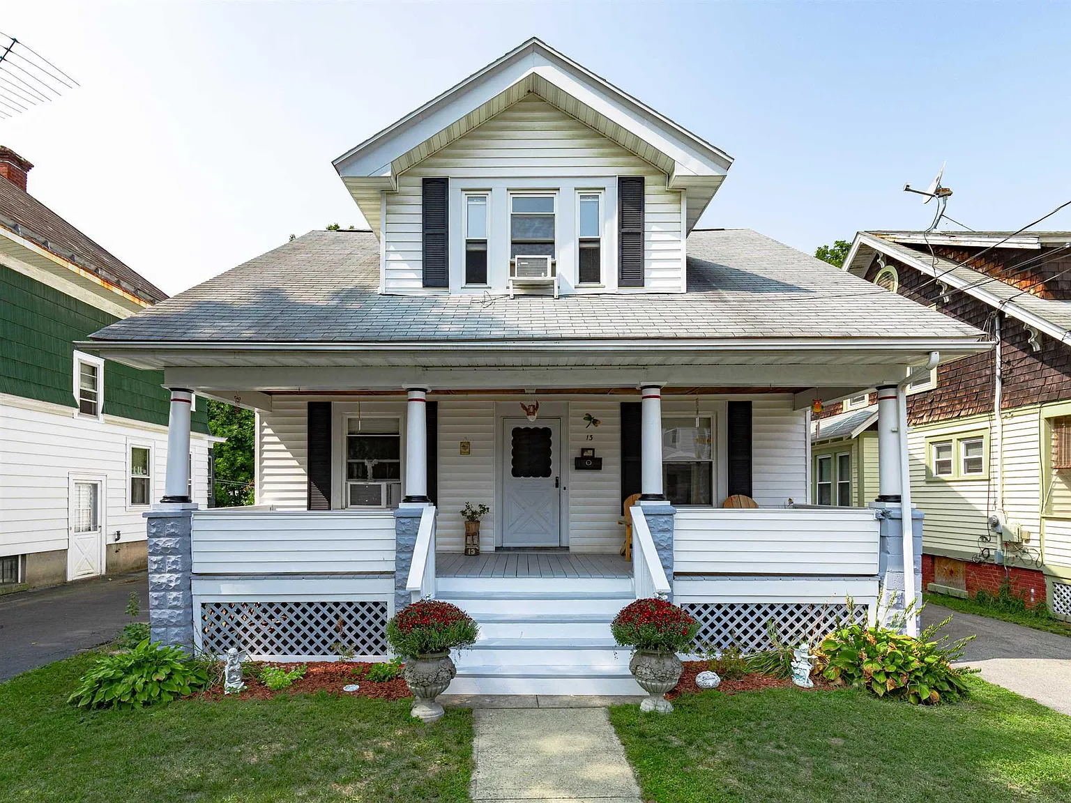 13 Lewis Ave photo 1