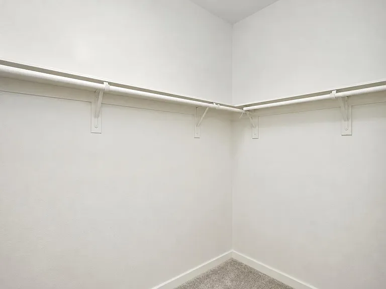 5830 Capri Forest Dr — Photo 15