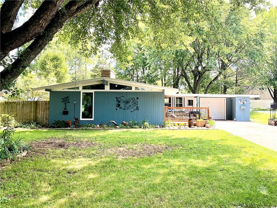 1st image of 216 Donnelly Dr