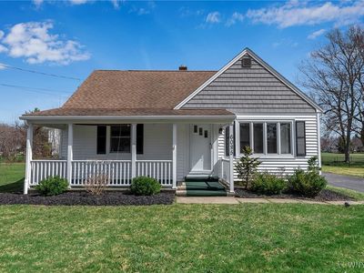 6085 Eastwood Rd, Clarence Center, NY, 14032