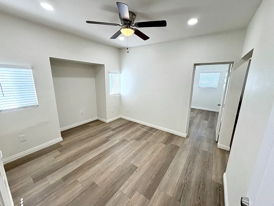 106 S Pacific Ave #1