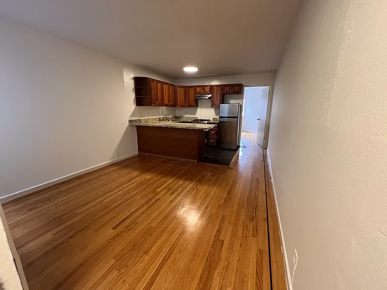 121 Broderick St #9 — Photo 1