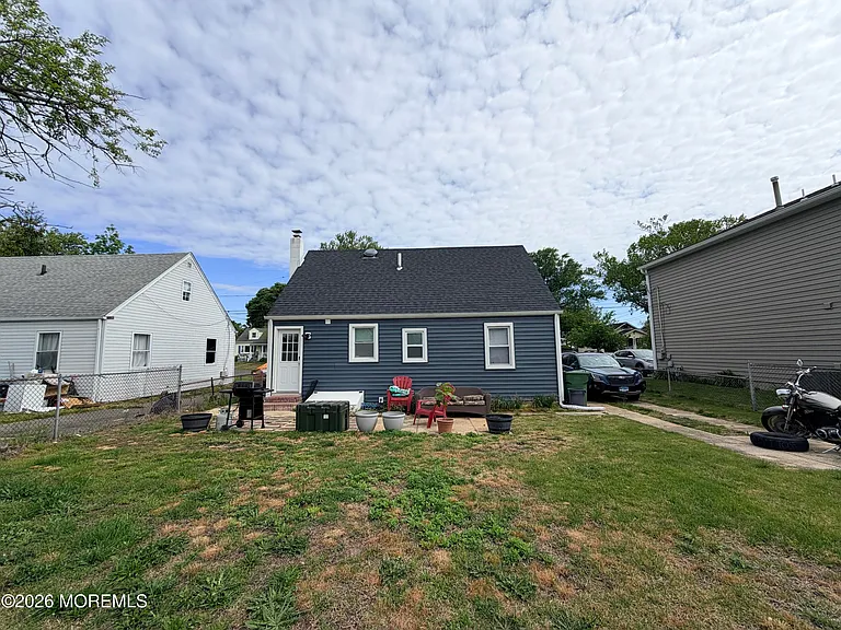 1406 7th Ave — Photo 12